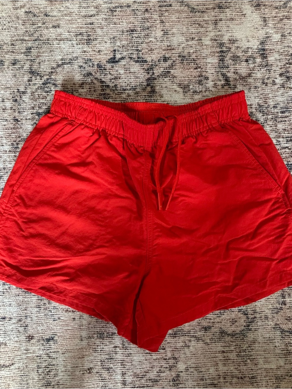 Aritzia Golden ‘Duration’ Athletic Shorts - XS